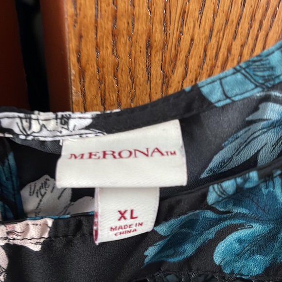 Merona Floral Sleeveless Top Size XL - Picture 2 of 4